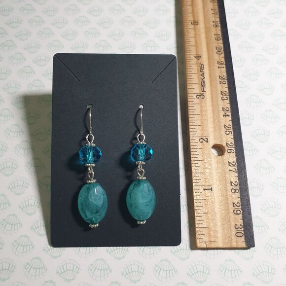 Vintage Turquoise Blue Faceted Glass Bead Dangle Earrings Silver Hooks Women - Picture 2 of 3